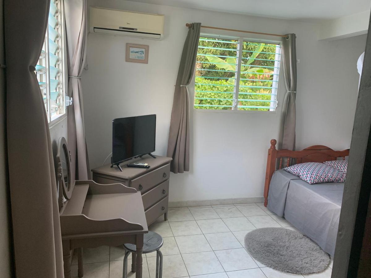 Logement Vacances Gissac Sainte-Anne Kültér fotó