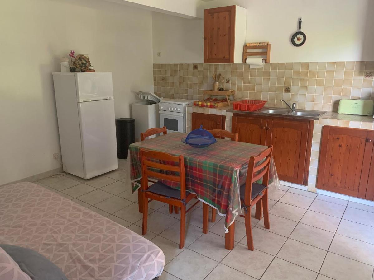 Logement Vacances Gissac Sainte-Anne Kültér fotó